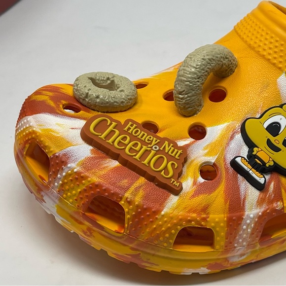 Crocs Classic Honey Nut Cheerios Clogs Junior 5 Womens 7 All-Terrain New In Box - Picture 6 of 8
